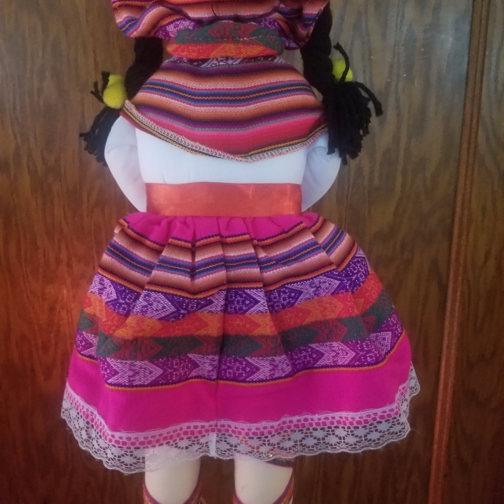 Peruvian Dolls - Picture 5 of 7